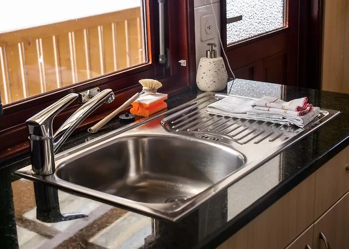 Jungfrau 2* 劳特布龙嫩