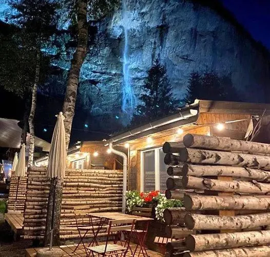 Jungfrau 2* 劳特布龙嫩