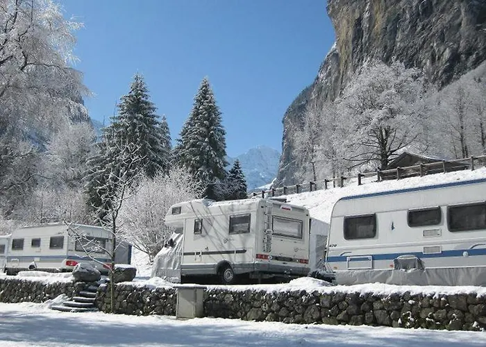 Jungfrau 营地